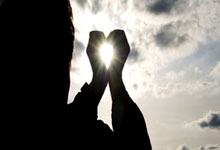 DB彩票官网-河床小将表现抢眼，劲旅添新力量