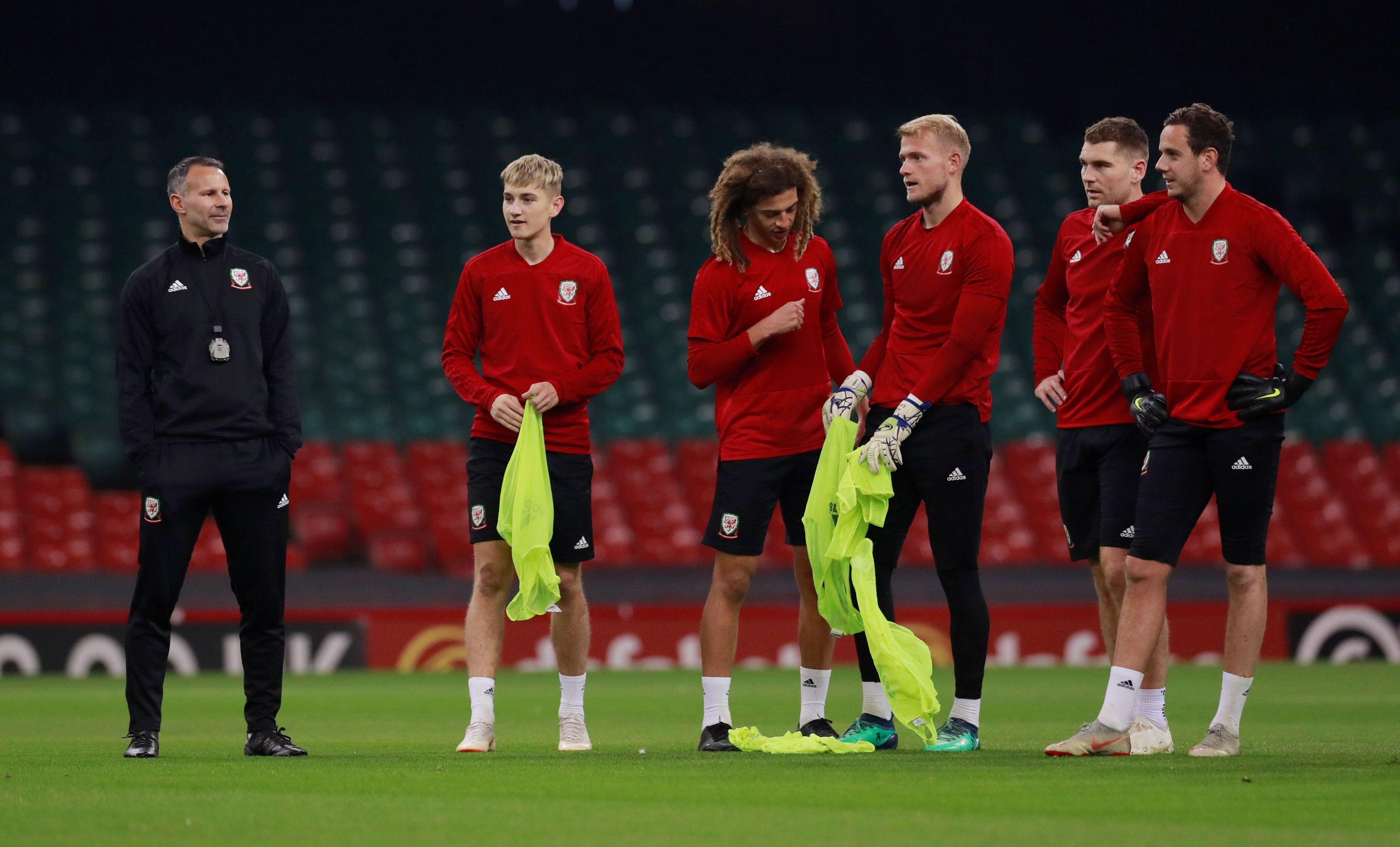 威尔士篮球联赛开启新赛季,各队备战锐意进取 威尔士篮球联赛开启新赛季,各队备战锐意进取