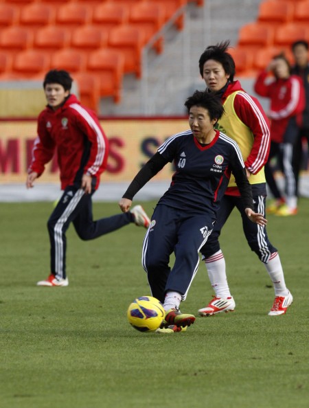 DB彩票官方网站-快速传球，球队取得势不可挡的胜利！