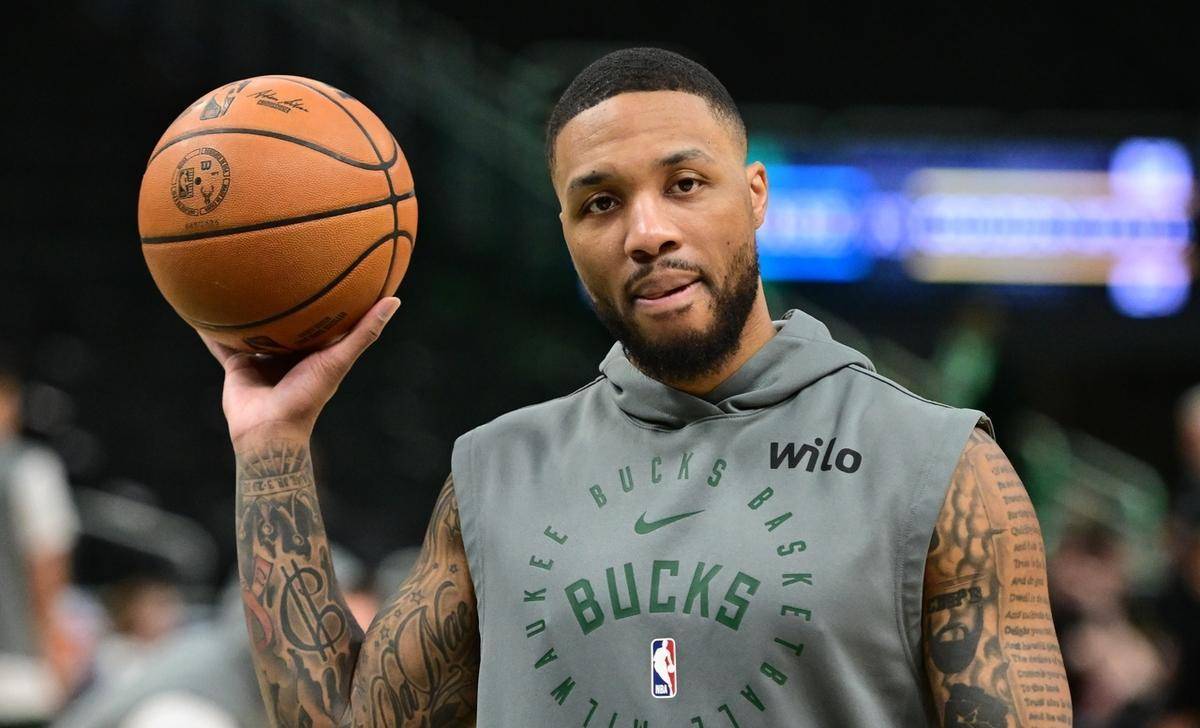 关于雄鹿输给勇士，明星球员贡献关键分数的信息