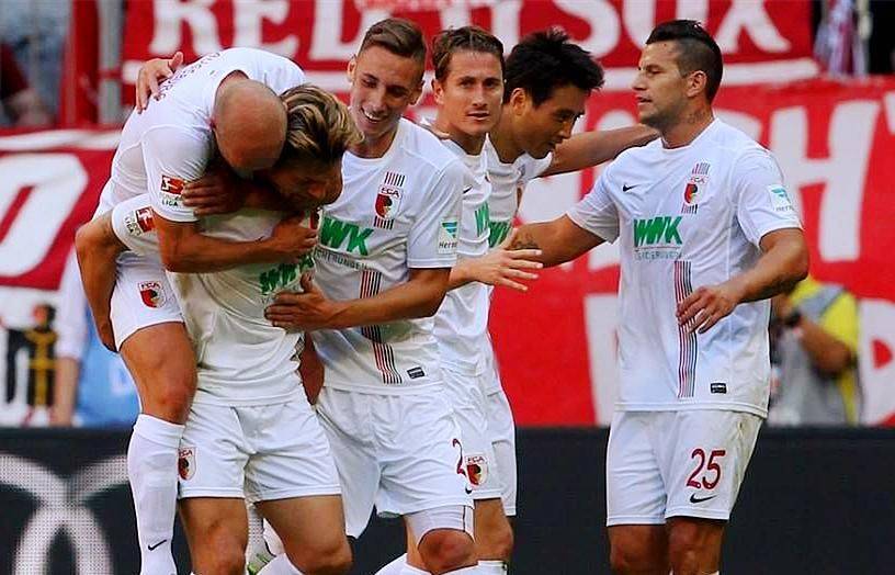 奥格斯堡队球员博特尼克产生抵触 奥格斯堡队球员博特尼克产生抵触