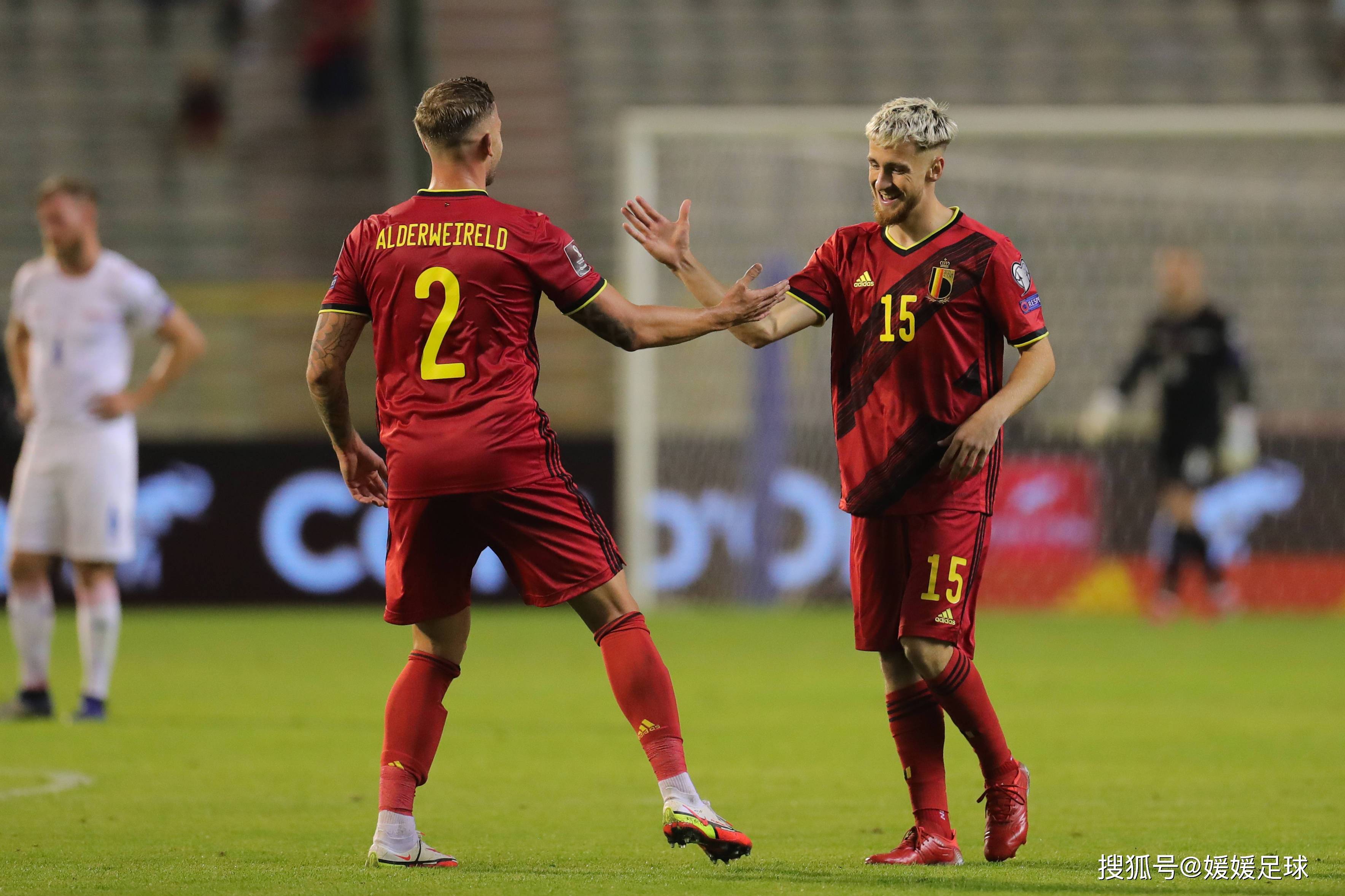 关于瑞典战胜希腊，晋级前景一片光明的信息