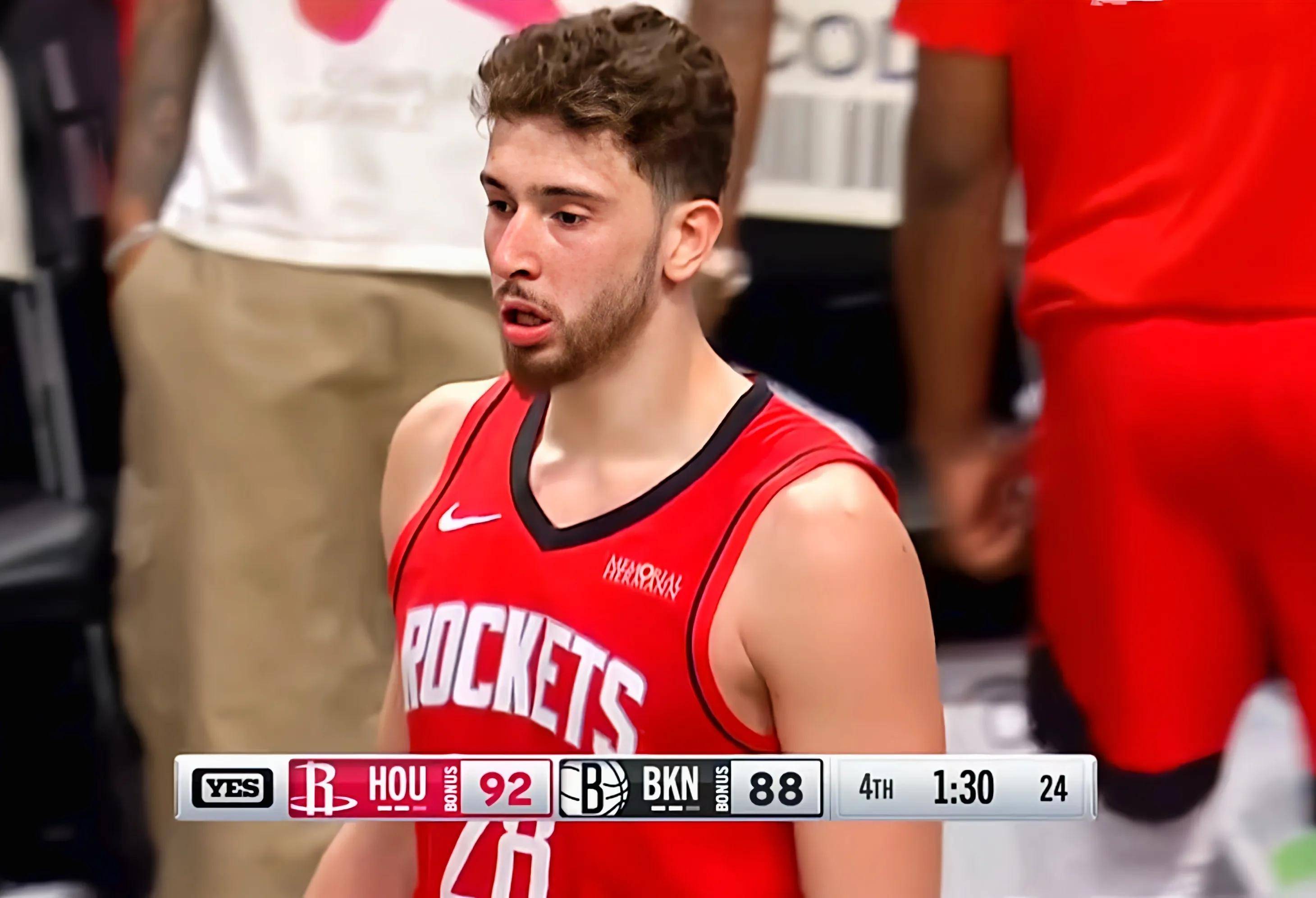 -火箭队客场大败，屡遭连败阴影