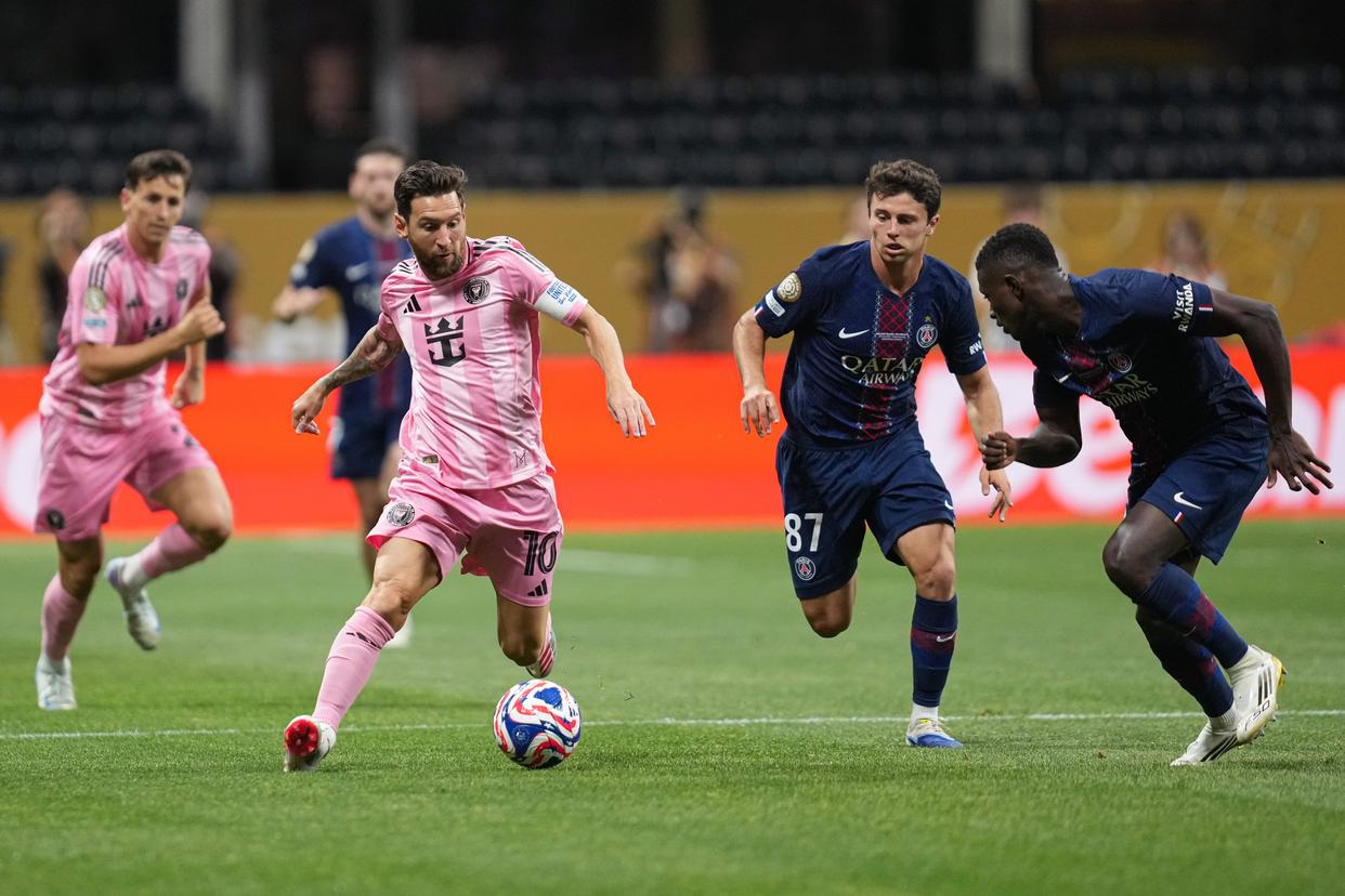 DB gaming-包含巴黎圣日耳曼突破重围，晋级下一轮的词条