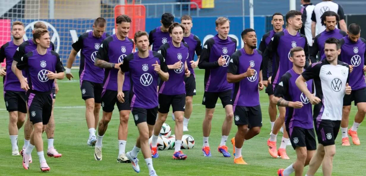 DB彩票平台-英格兰vs德国谁才是赛场上的霸主