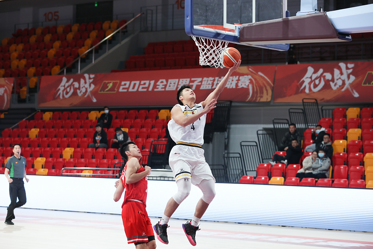 DB彩票试玩-安徽男篮大胜陕西队，豪取胜利