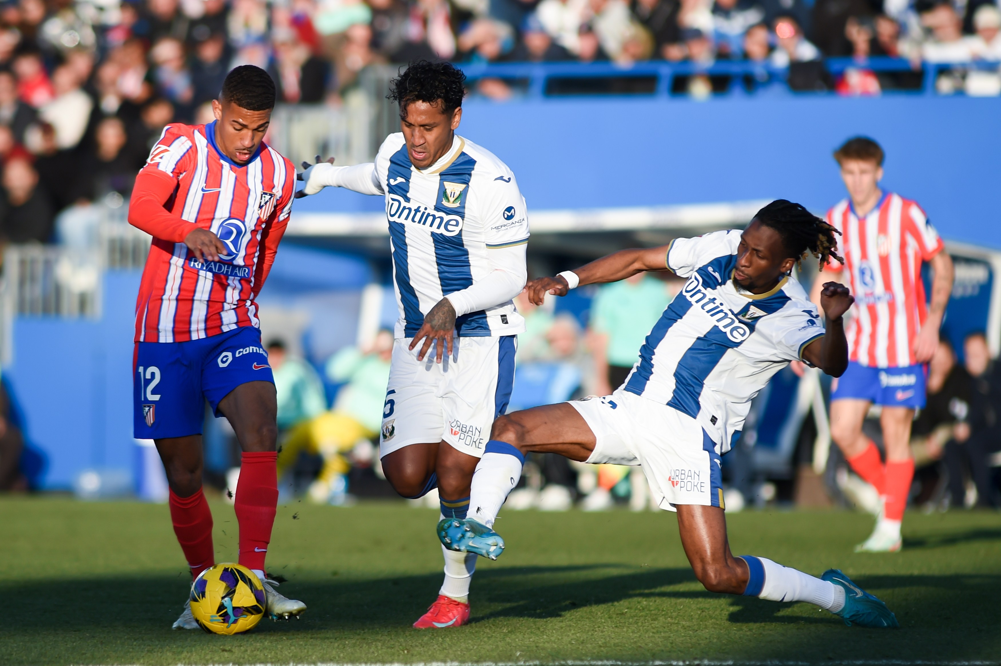 关于马德里德比激烈对决，球员积极表现令人瞩目的信息