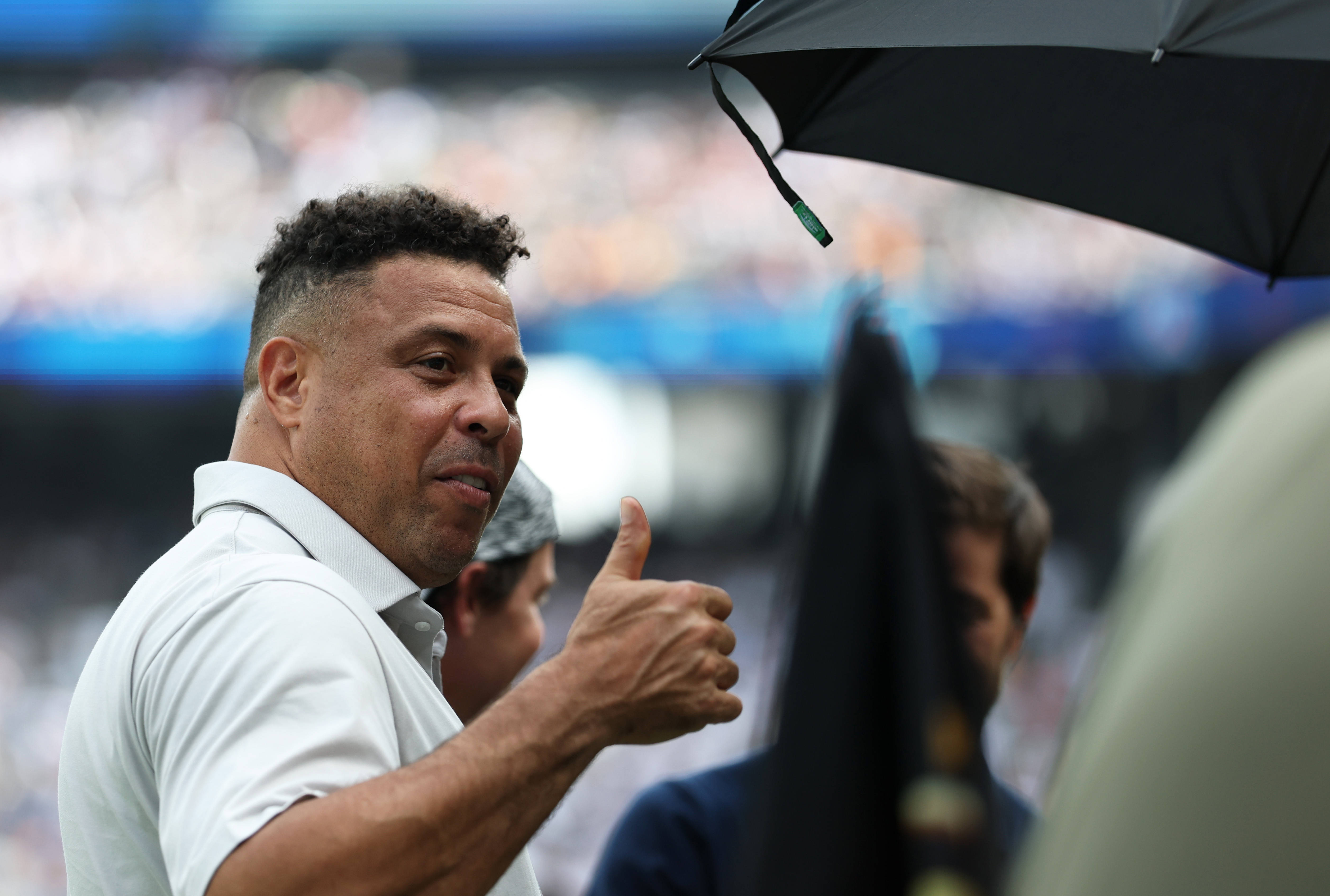 巴黎圣日耳曼队员受伤，或将错过接下来的比赛的简单介绍