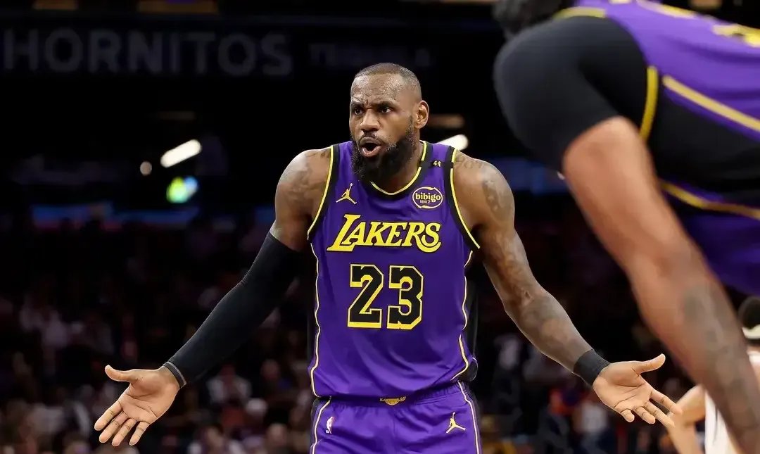 -关于湖人主场负马刺，勒布朗状态回升的信息