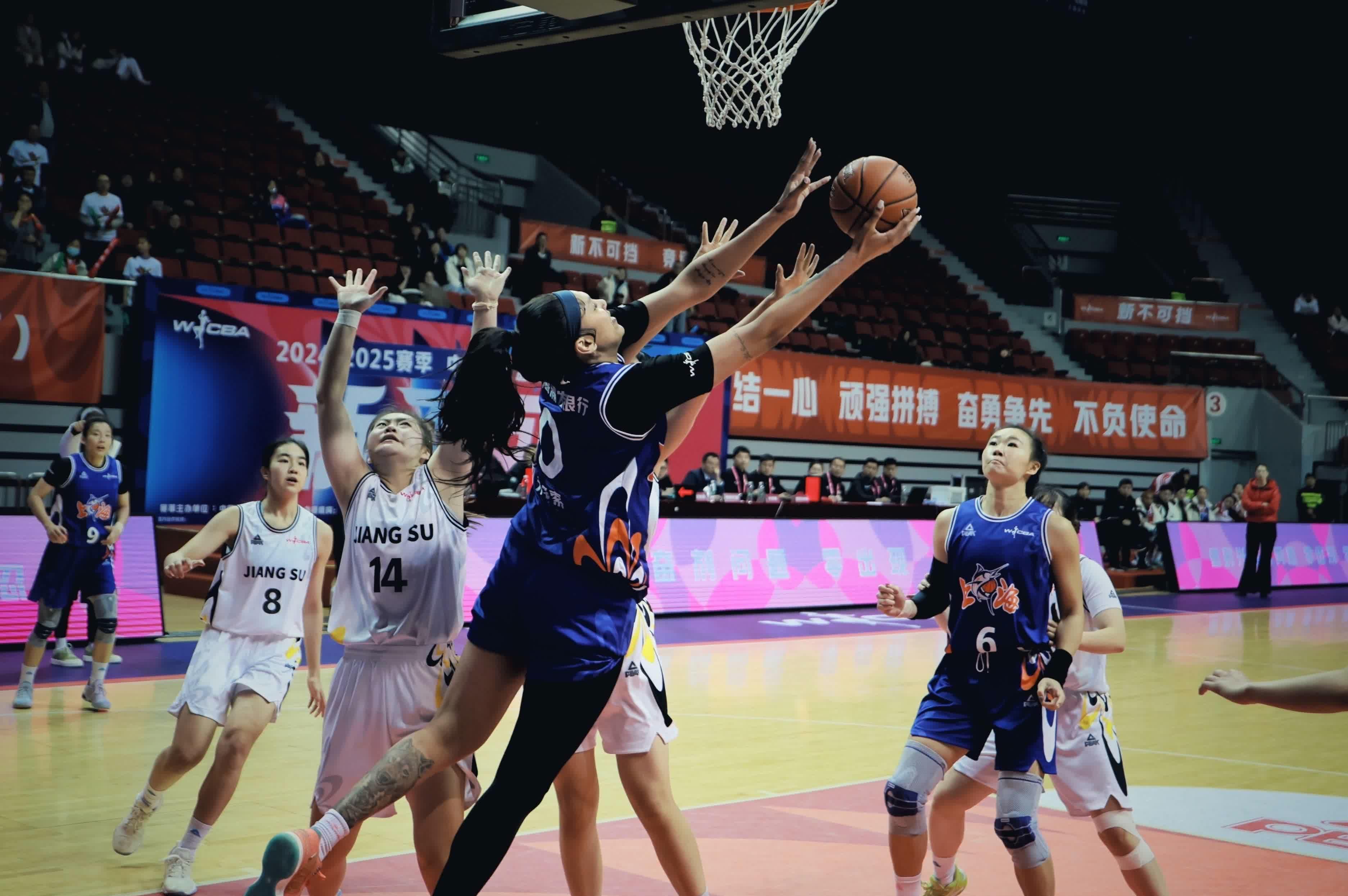 四川队在比赛中展现了出色的默契