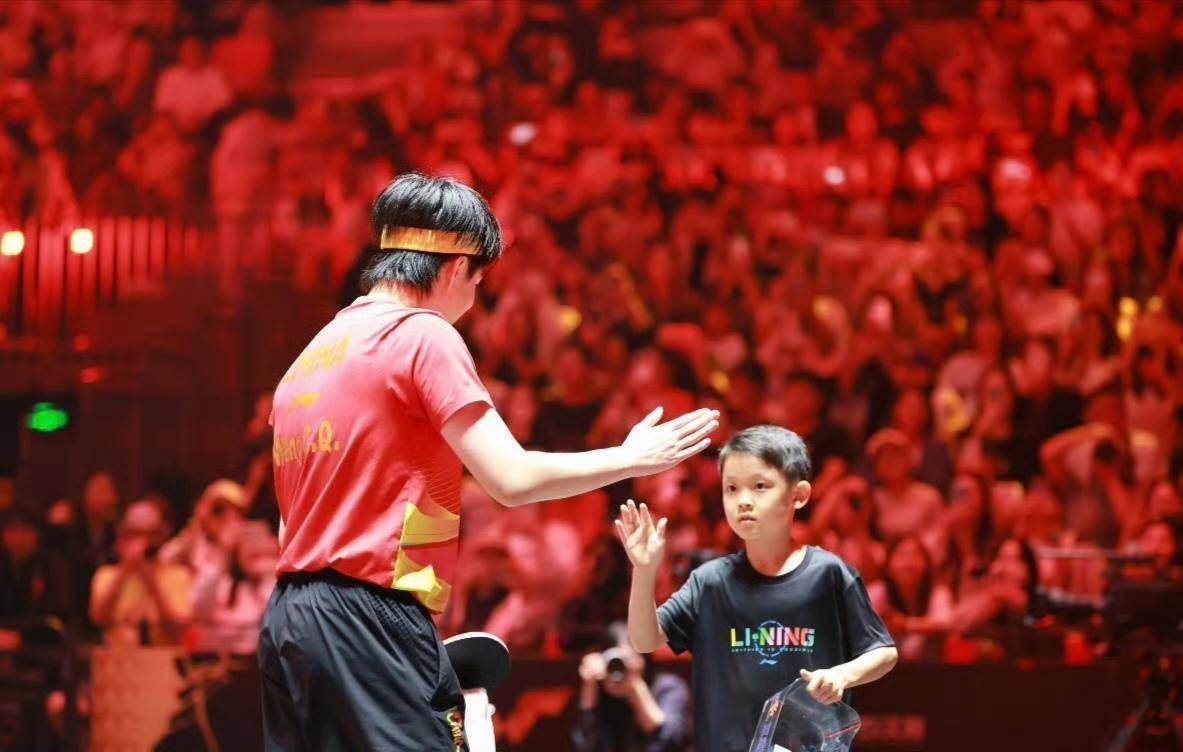 包含奥地利乒乓球队强势中国乒乓球队,王皓送出助攻的词条 包含奥地利乒乓球队强势中国乒乓球队,王皓送出助攻的词条