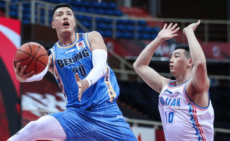 -勒沃库森主帅卢瓦斯：我们要为下赛季争冠做准备