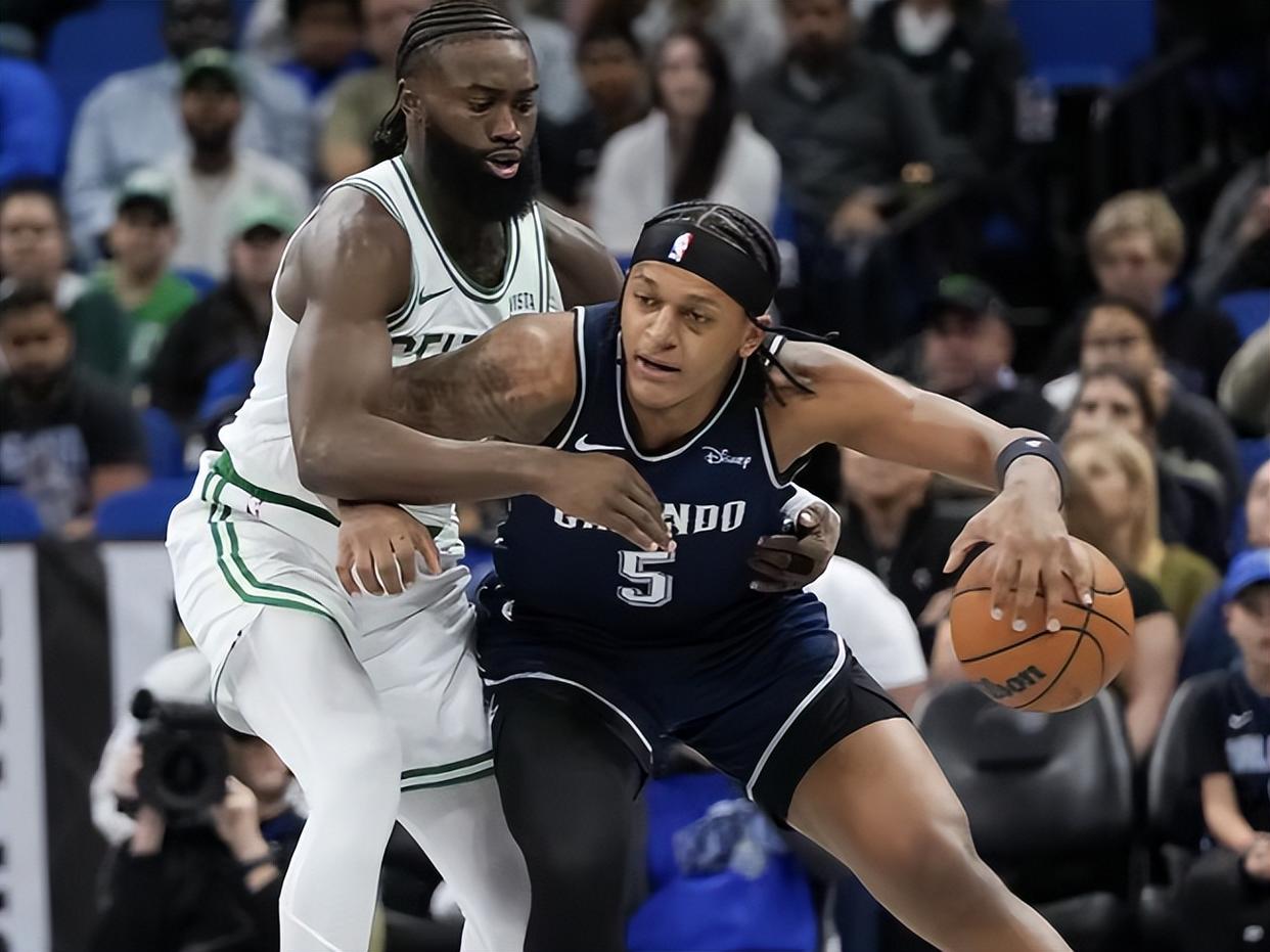 热火击败骑士,继续保持东部前四位置 热火击败骑士,继续保持东部前四位置