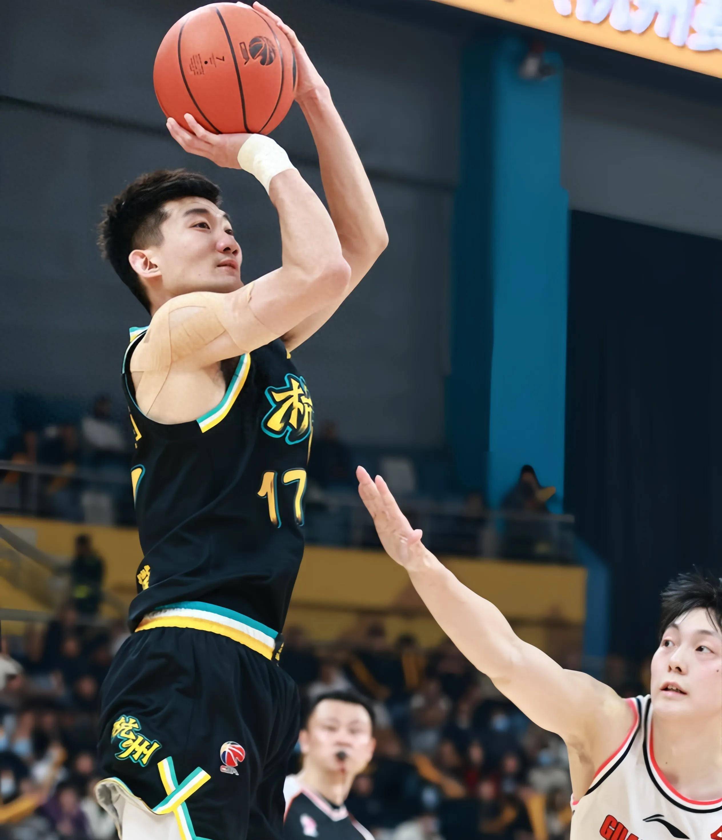 吉林队碾压天津队，孙铭徽高光表现的简单介绍