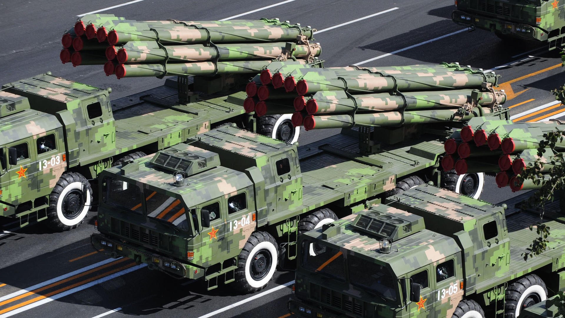 DB彩票试玩-英超争冠焦点战启示录，当黄蜂冲垮上海队—足球世界的降维冲击与体系博弈